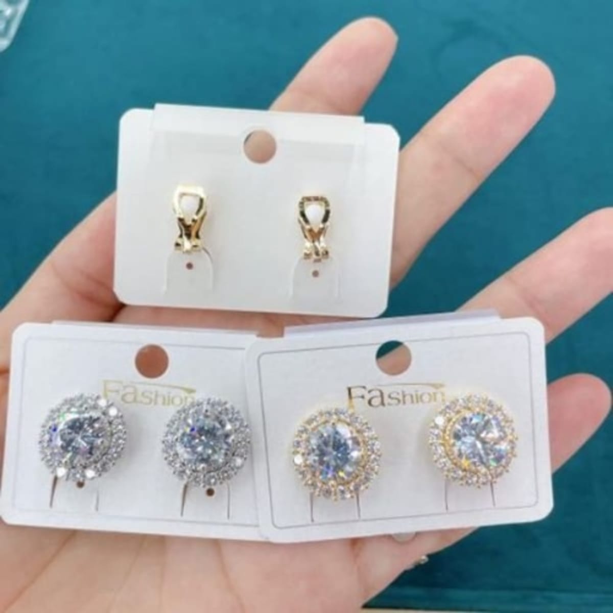 Fashion stud discount