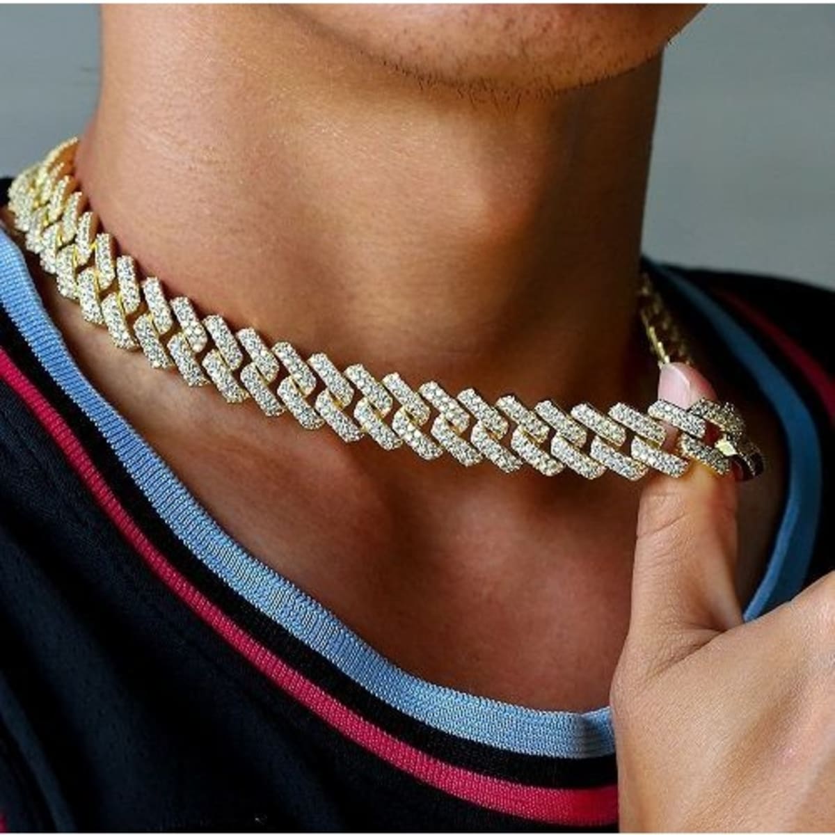 Iced necklace store