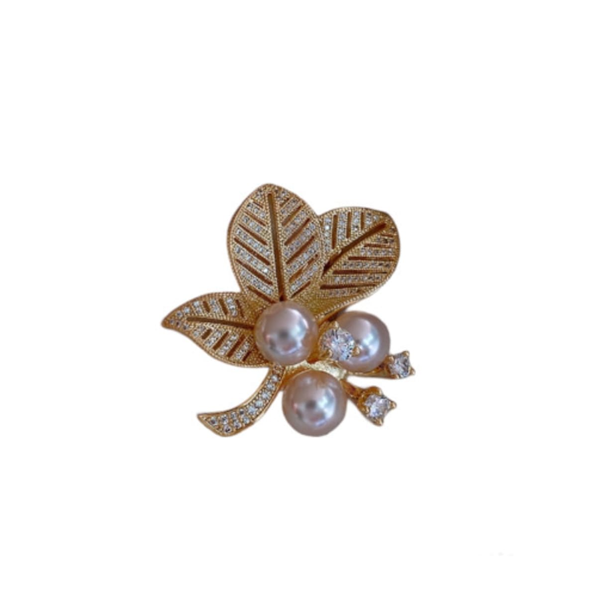 Small brooch hotsell