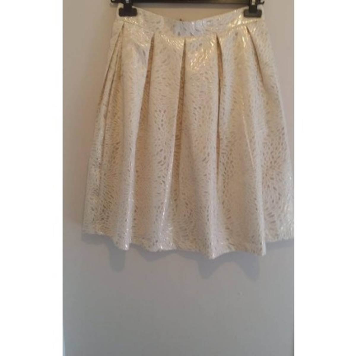Gold skirt for top ladies