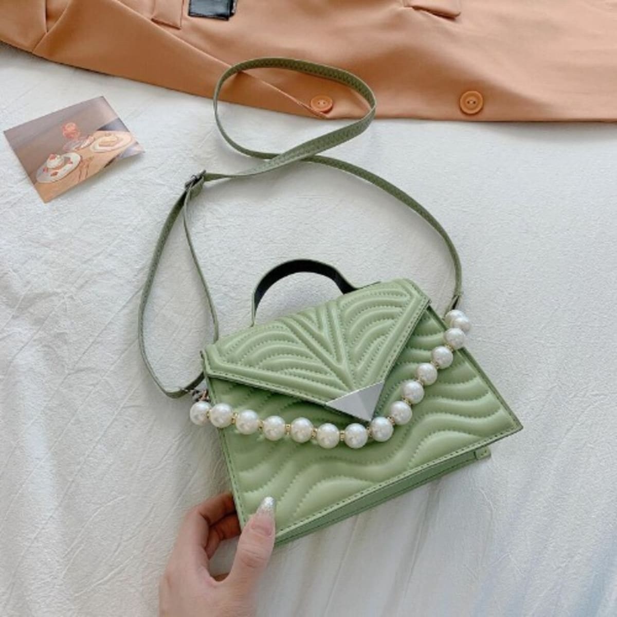 Cute hotsell hand purse