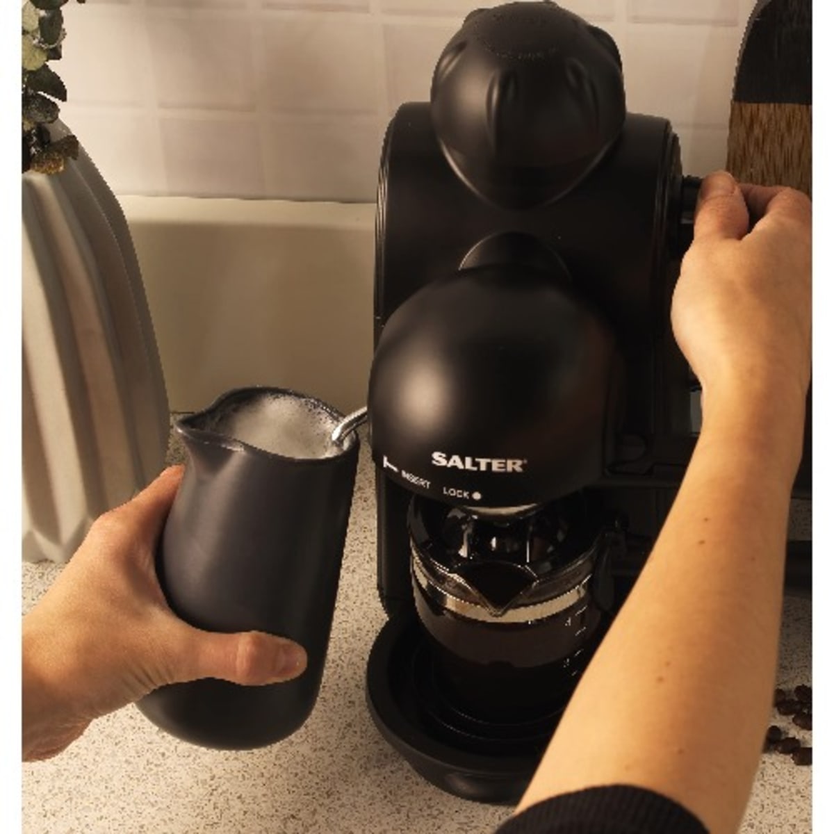 Salter Espressimo Barista Style Coffee Maker With 240 ml Glass