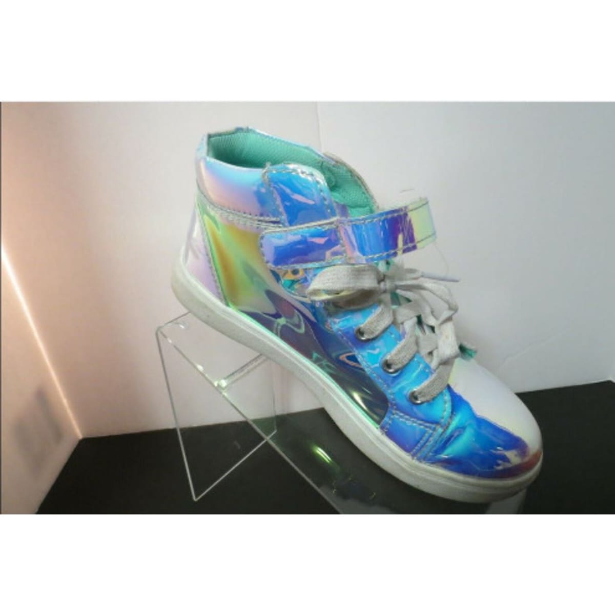 Wonder nation best sale iridescent shoes