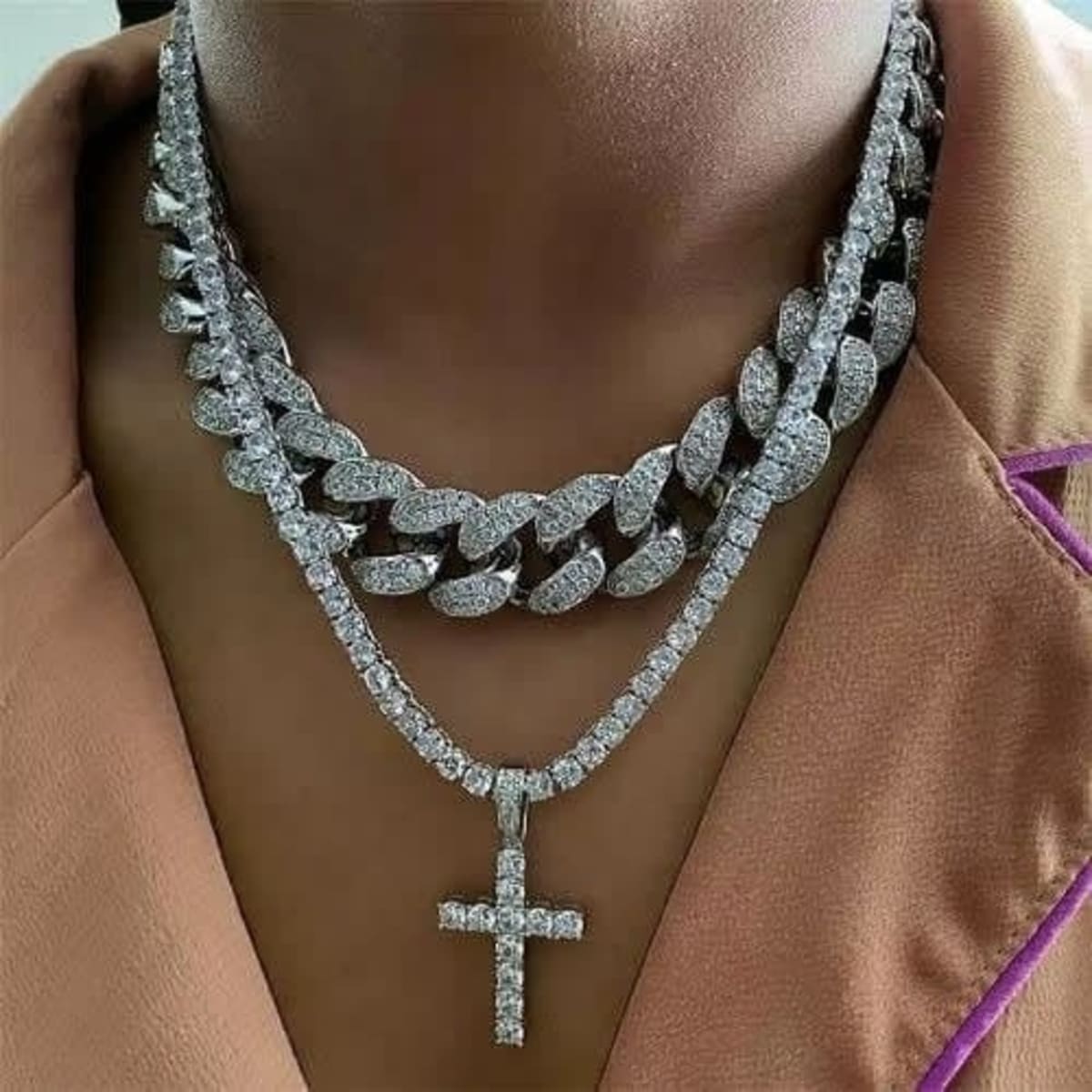 Vvs diamond discount chain pendant