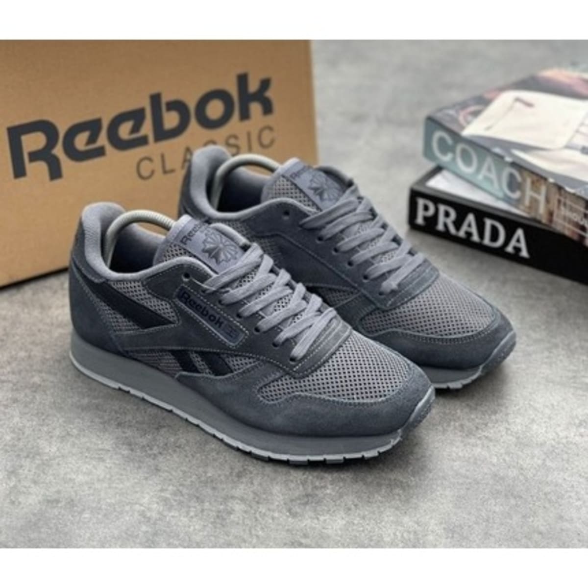 Reebok cla store