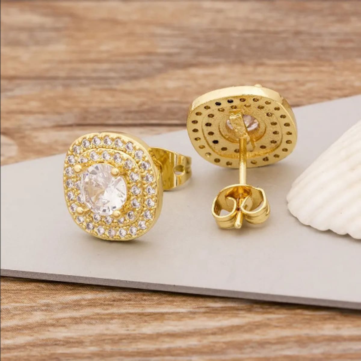 Cz top diamond earrings