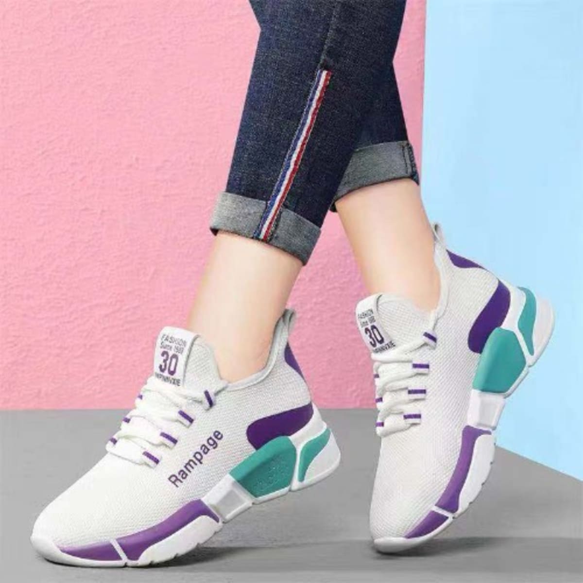 Classic casual sneakers top