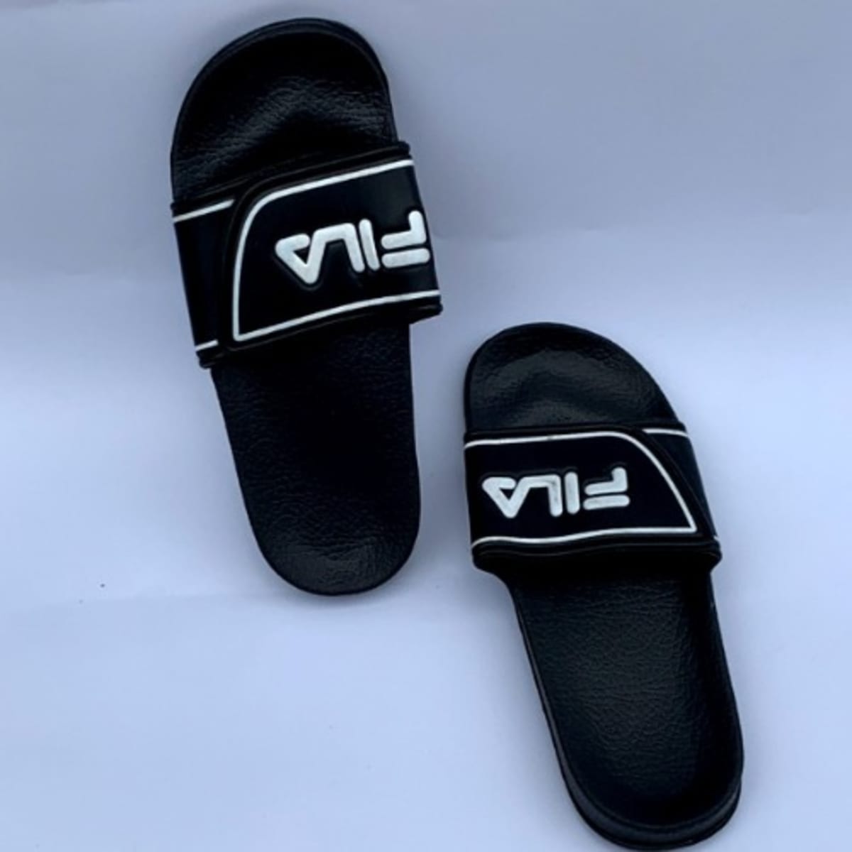 Boys fila new arrivals slides