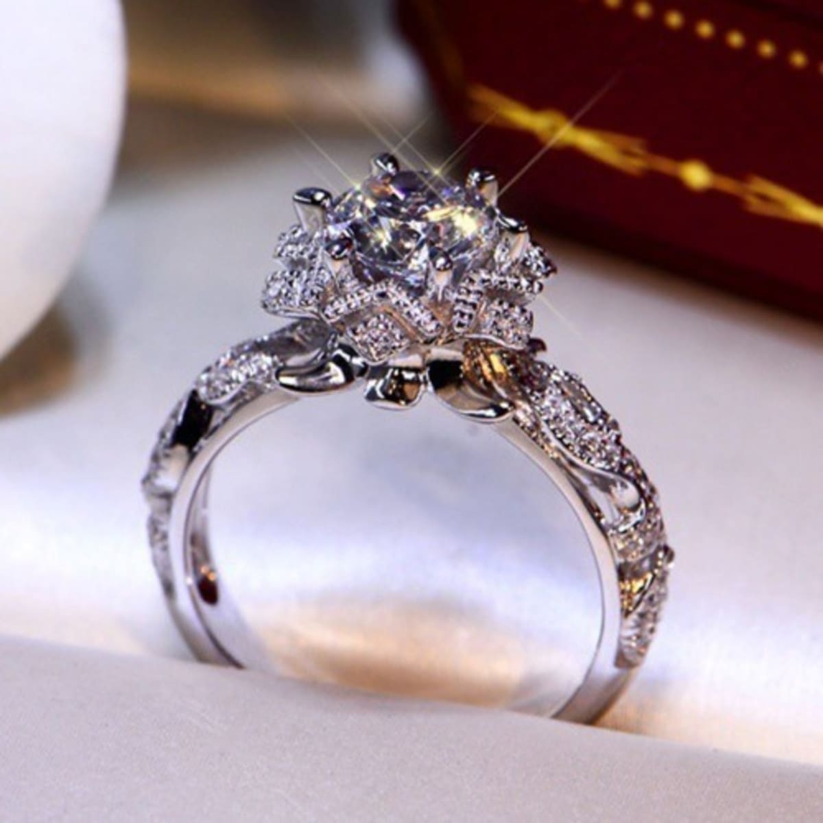 Flower Full Star Diamond Round Engagement Ring Case Konga