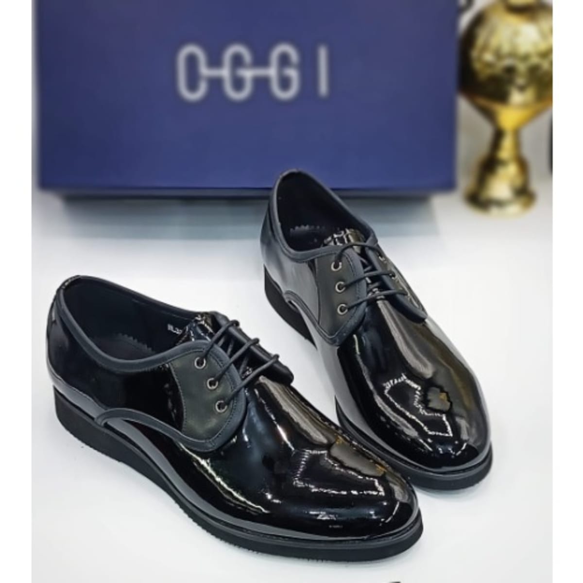 Casual lace clearance up shoes