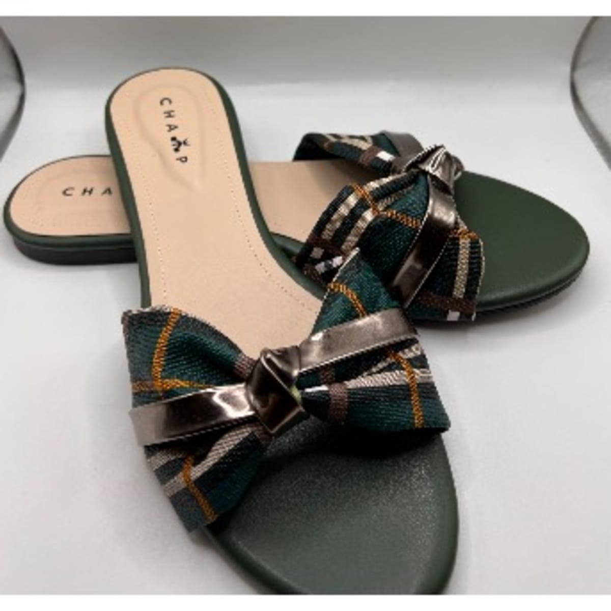 Womens sales green slippers