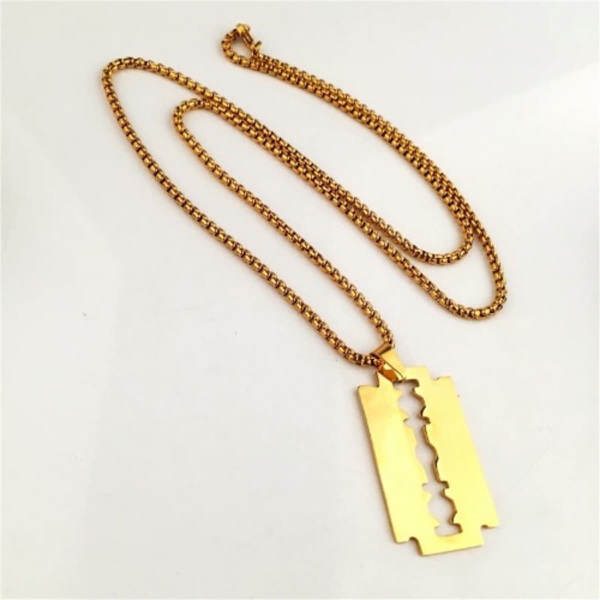 gold razor chain
