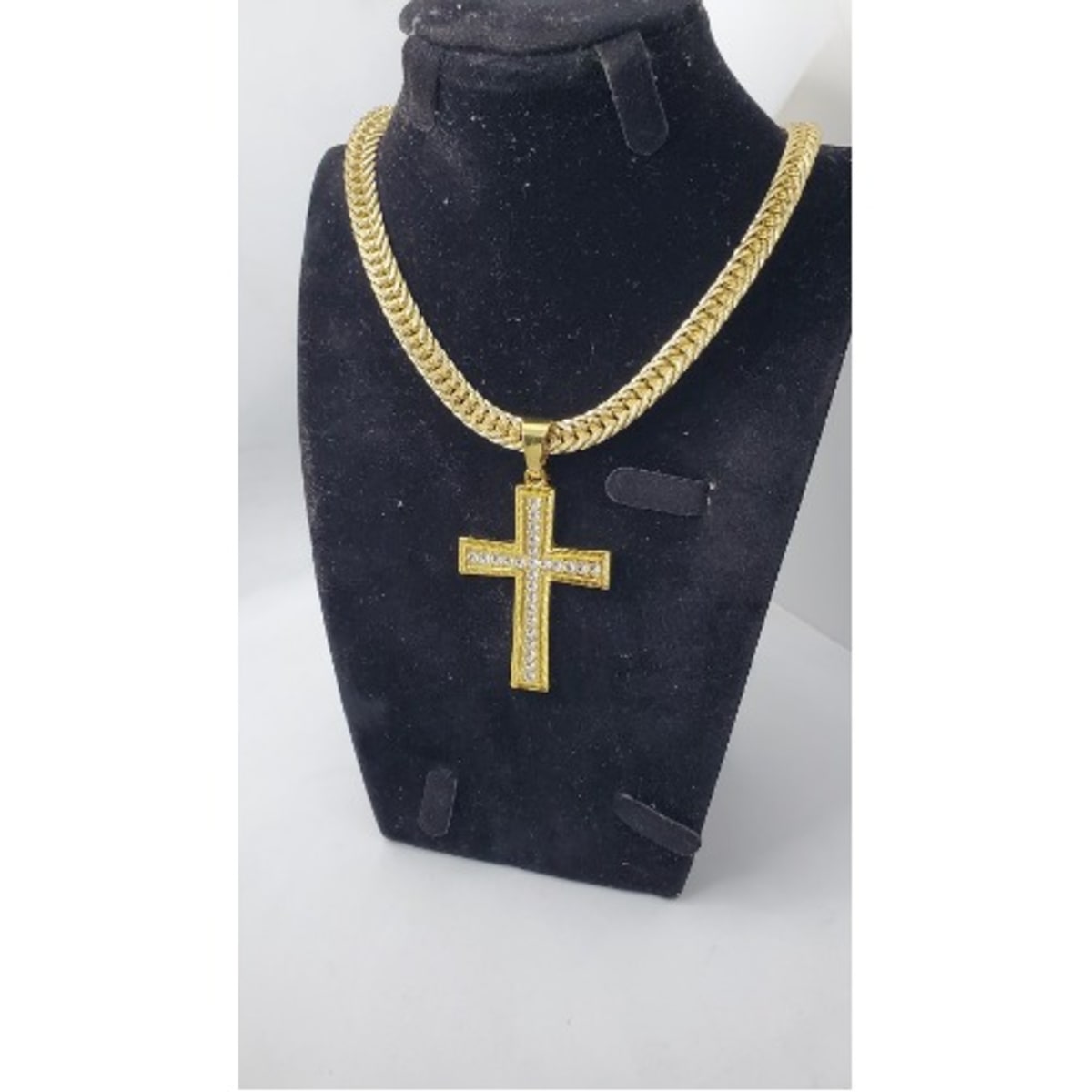 Mens choker on sale chain with pendant