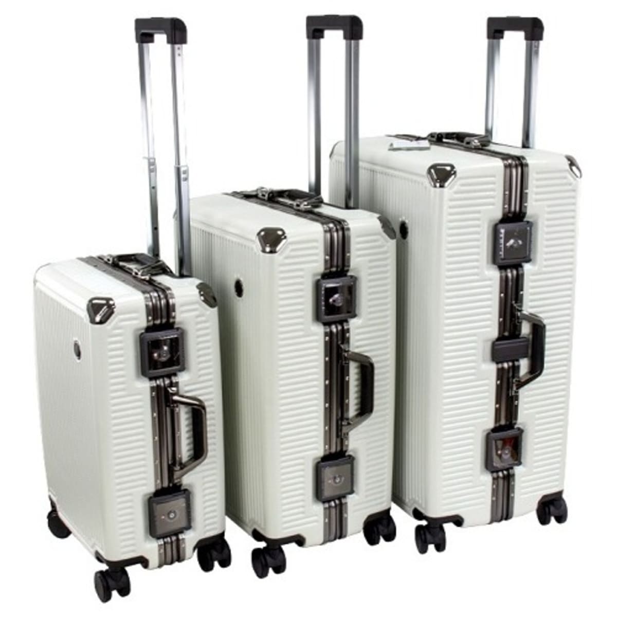 White hard sale shell luggage set