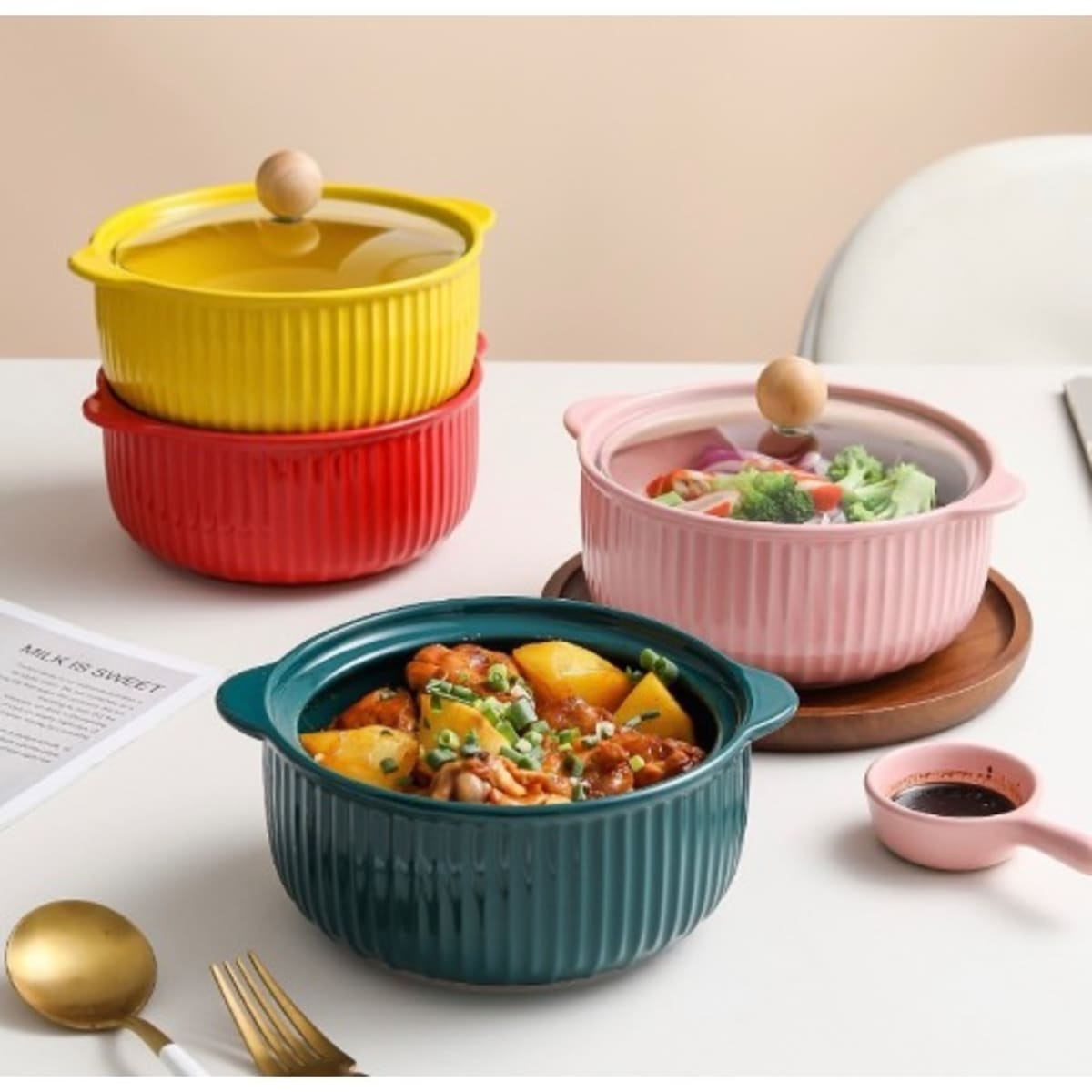 Ceramic soup bowl with lid hot sale
