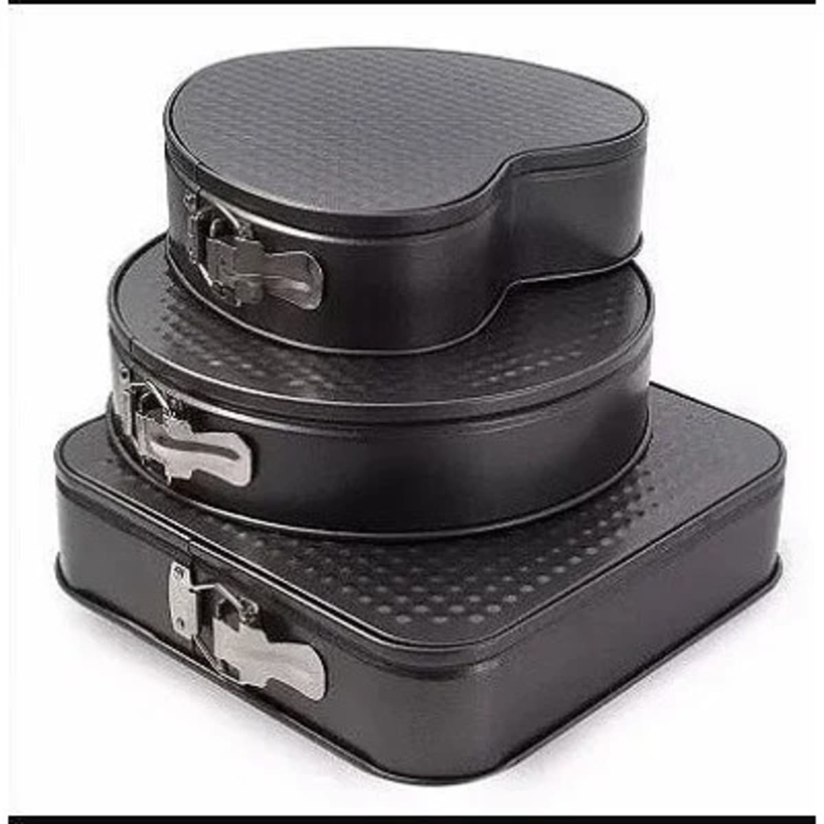 Set Of 3 Cake Pan With Different Shapes