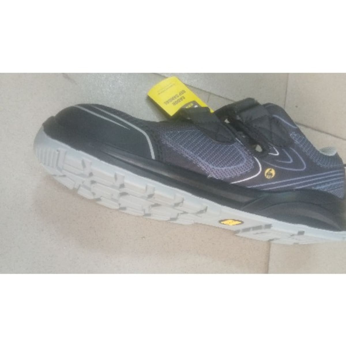 Sandal safety jogger best sale