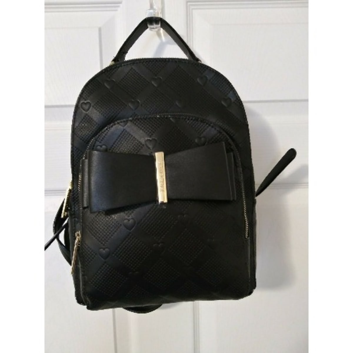 Betsey johnson hotsell bow backpack
