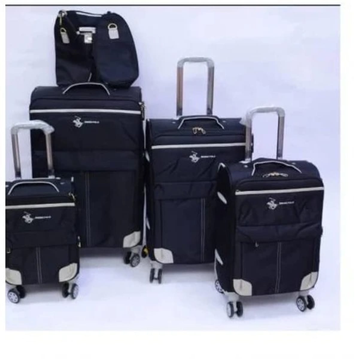 Travel store luggage online