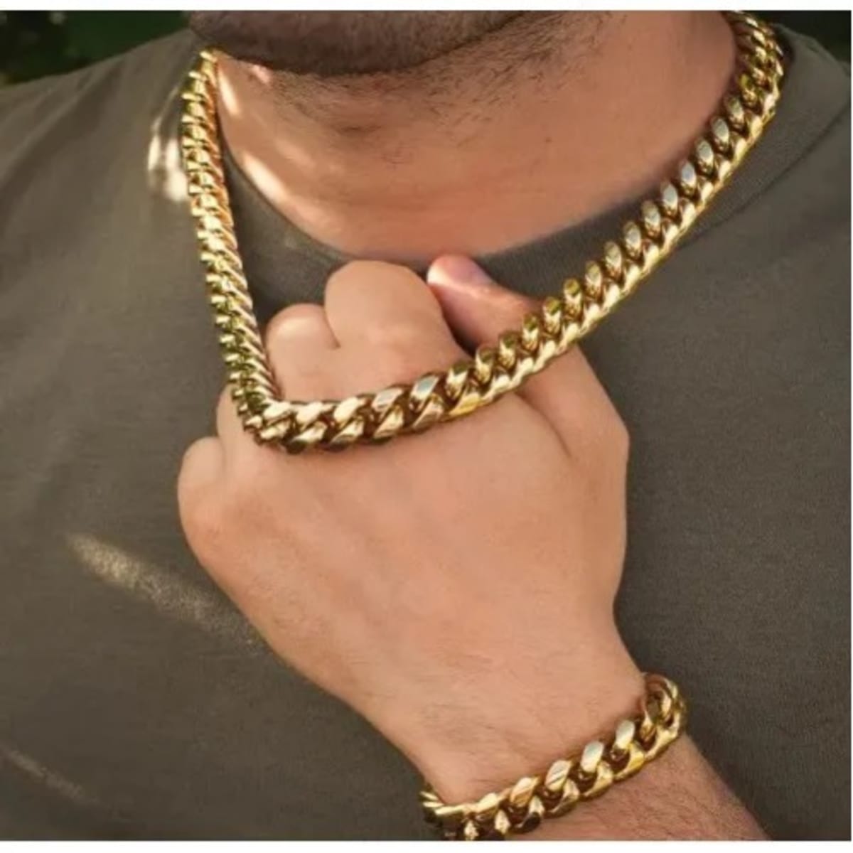 Thick cuban discount link necklace