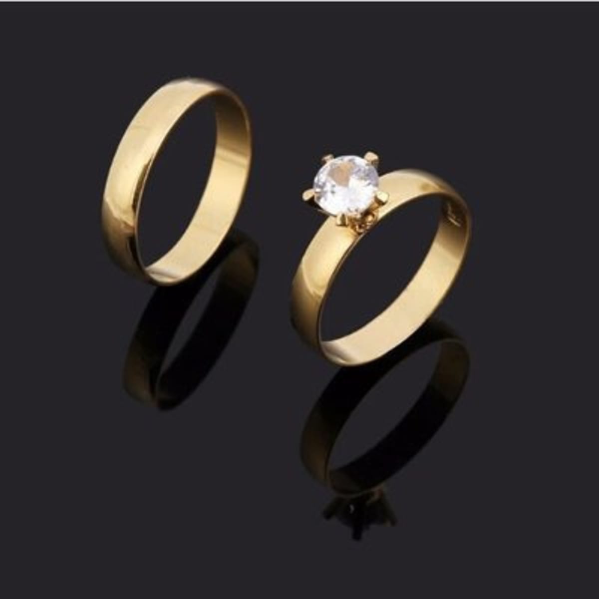 Pure gold wedding band on sale