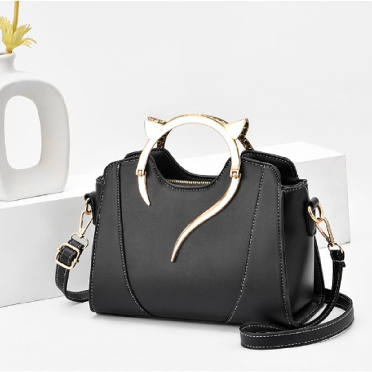 Latest leather on sale bags for ladies