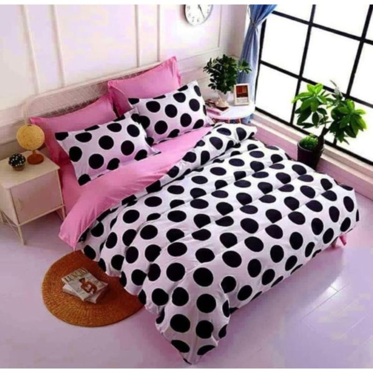 Black and white top polka dot pillowcases