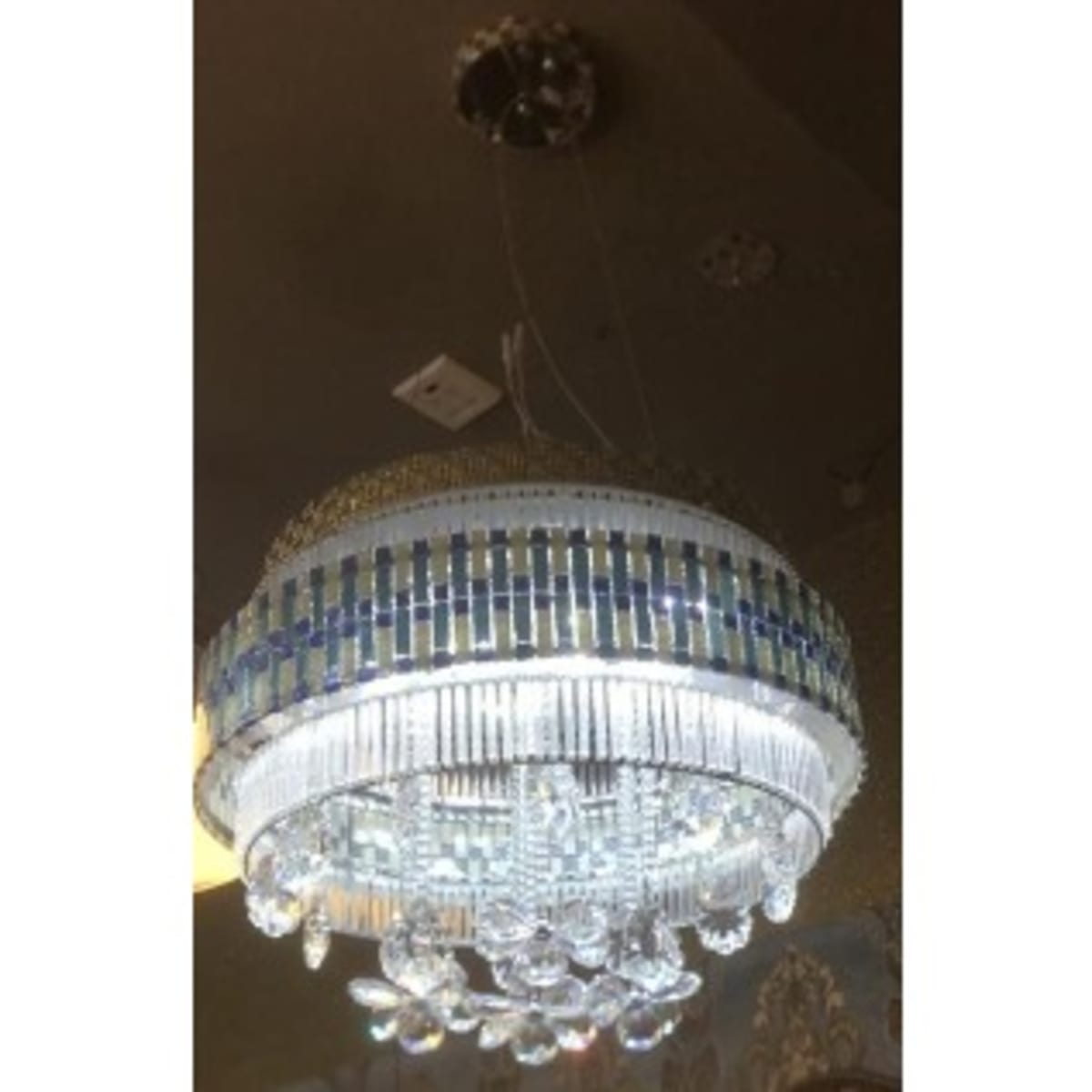 Chandelier online with speaker