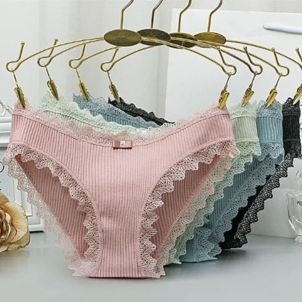 LOT NICE !!5 Women Bikini Panties Brief Floral Lace Cotton