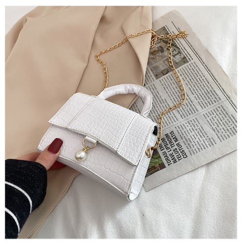 Small hand hotsell pouch