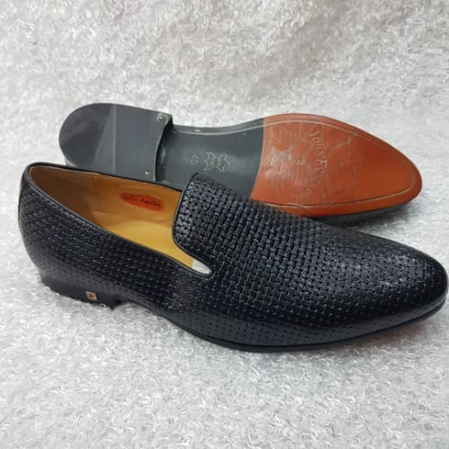 very mens loafers