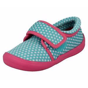 clarks infant slippers