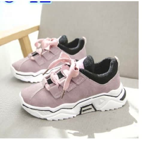 ladies breathable trainers