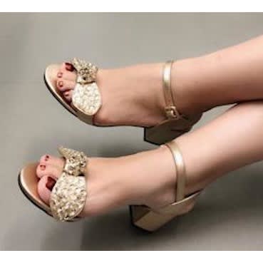 Ladies Low Heeled Sandals - Gold 