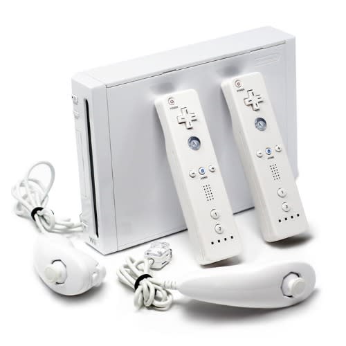 GUARANTEED - Nintendo Wii Console - 2 Sets AUTHENTIC NINTENDO BRAND  controllers