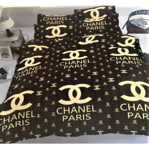 Chanel Print Bedding Set - 1 Duvet, 1 Bed Sheet And 4 Pillowcases ...