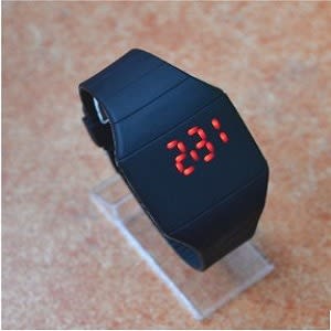 Thin outlet digital watch