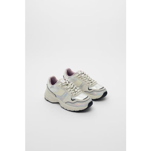 Iridescent Pieced Sneakers Silver.