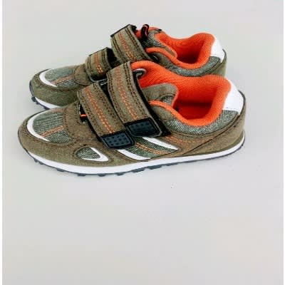 tu boys trainers