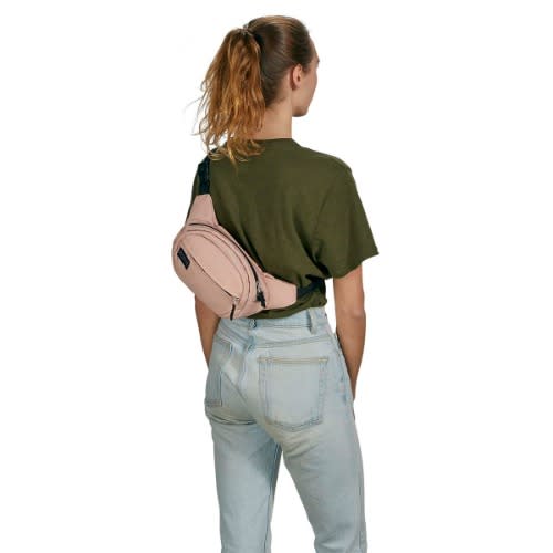 Fifth avenue 2025 fanny pack