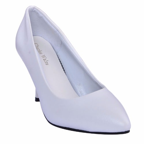 ladies leather court shoes