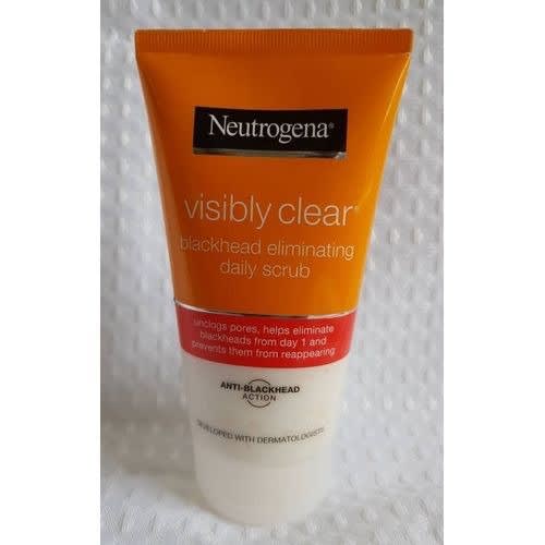 neutrogena visibly clear blackhead eliminating daily scrub
