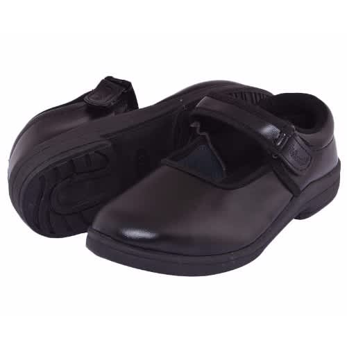 walkaroo canvas shoes