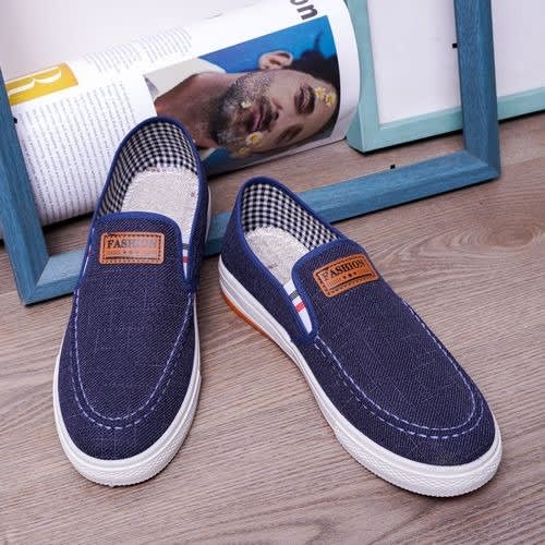 Casual canvas sneakers online