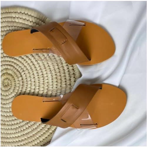 Female flat top slippers