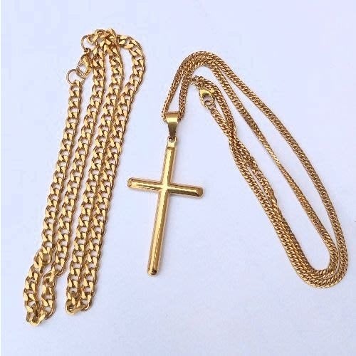 Cuban Link Chain With Cross Pendant 