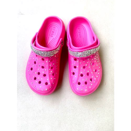 Pink bedazzled crocs outlet